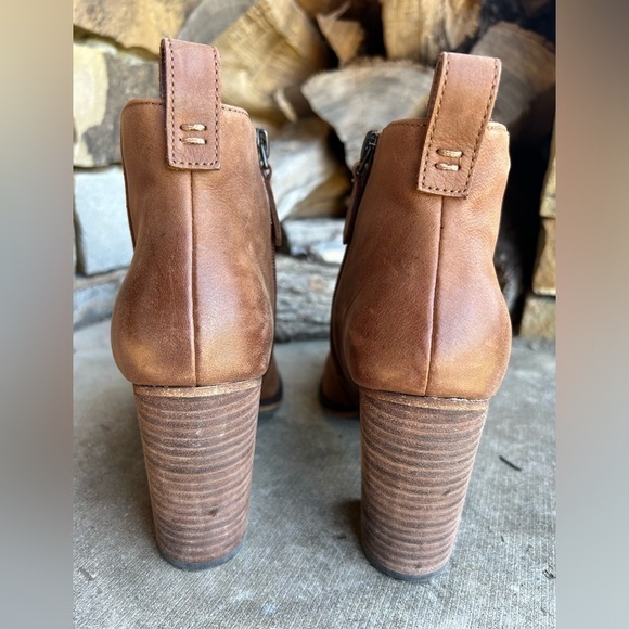 BP Lance-Lea genuine leather booties from Nordstrom in Cognac Sz-7.5. Loc# D - Picture 3 of 9